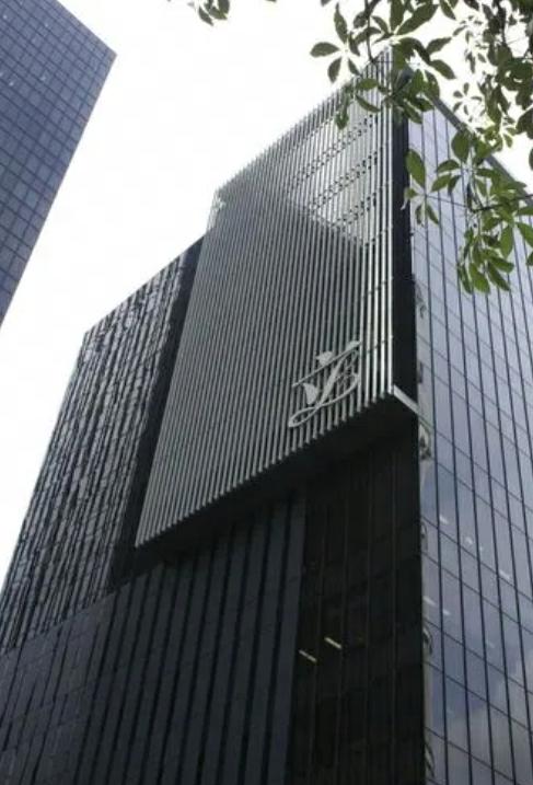 独家调查 广东多家典当行暂停茅台酒典当业务，16万瓶超2亿押揭秘市场信号